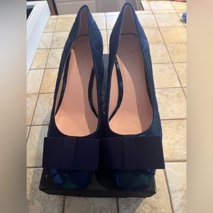 Evening in Paris!  Lovely Jackie heels pumps Brocade bow & adorned heel NEW!